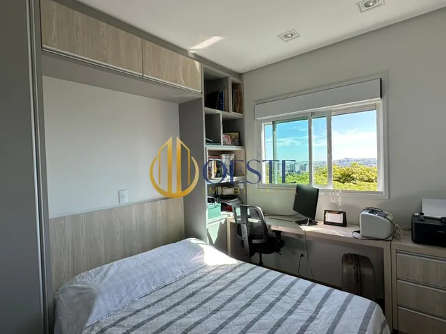 Imagem 14: Apartamento Semimobiliado com Suíte, Depósito e 2 Vagas de Garagem