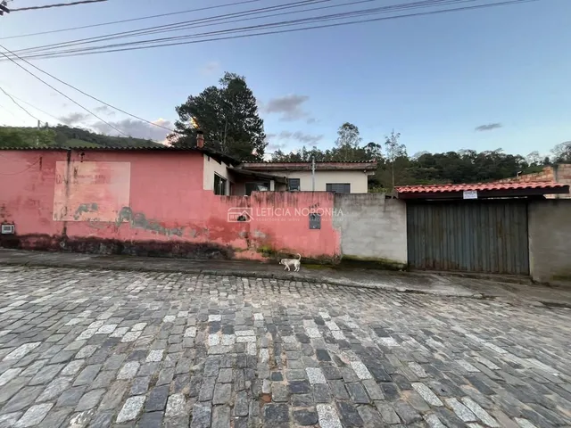 Imagem 5: Casa com 3 Quartos À Venda, Via Ramon - São Lourenço