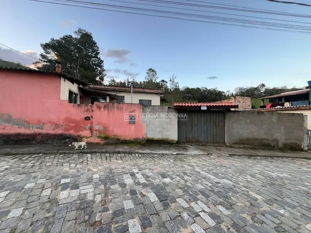 Imagem 3: Casa com 3 Quartos À Venda, Via Ramon - São Lourenço