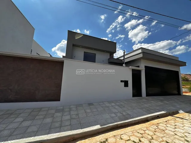 Imagem: Casa com 3 Quartos À Venda, Pontal do Vale