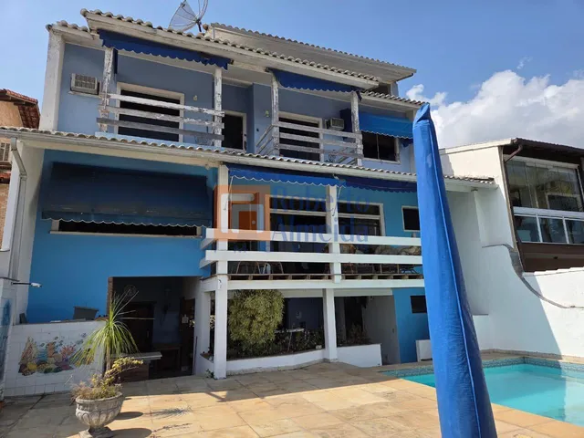 Imagem: Espaçosa Casa em Condomínio na Freguesia
