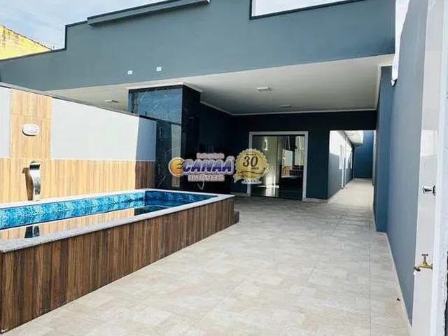Imagem: Casa com Piscina À Venda em Mongaguá/Sp