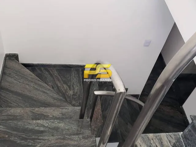 Imagem 1: Cobertura Triplex Beira-Mar no Bessa - Pé na Areia!