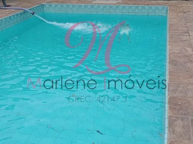 Imagem: Chácara À Venda com Piscina e Casa de