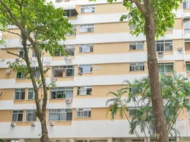 Imagem: Apartamento À Venda em Leilão no Leblon