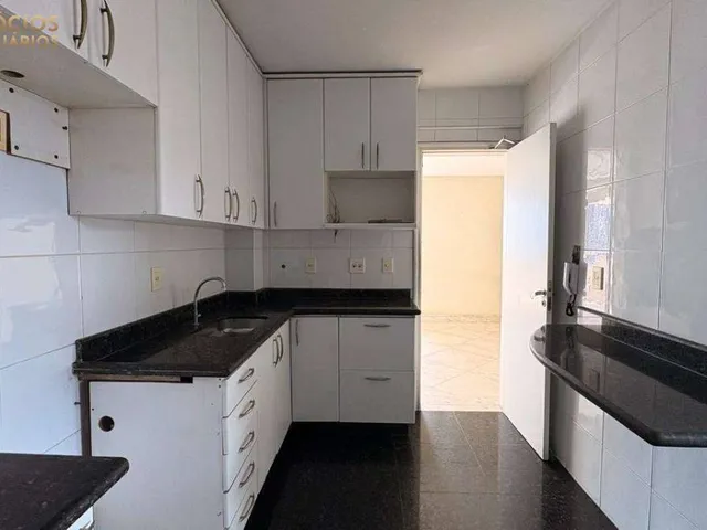 Imagem 7: Apartamento À Venda em Belo Horizonte, Lourdes, com 3 Quartos, 117M²