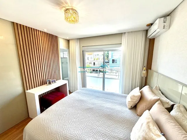 Imagem 13: Casa com 3 Pavimentos, Suite, Piscina e Área de Lazer Completa em Capoeiras, F