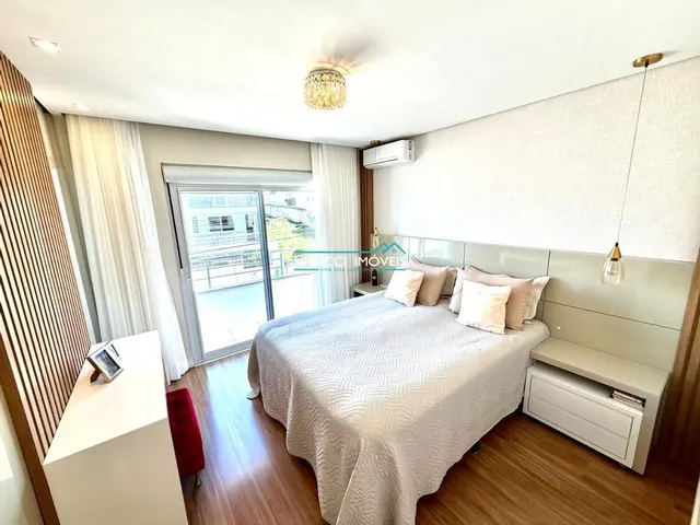 Imagem 6: Casa com 3 Pavimentos, Suite, Piscina e Área de Lazer Completa em Capoeiras, F