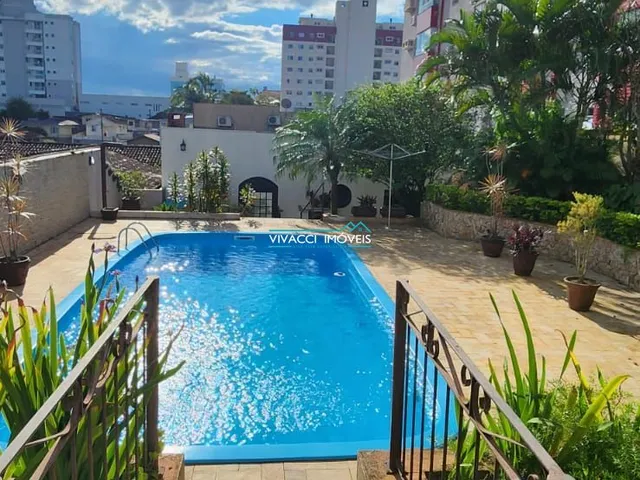 Imagem: Casa Ampla em Capoeiras