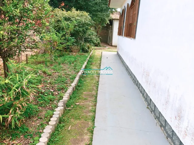Imagem 12: Casa Bem Espaçosa , no Bairro Ipiranga São Jose, 3 Dormitórios com Edícula e Pát