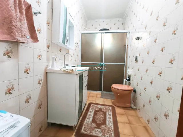 Imagem 6: Casa Bem Espaçosa , no Bairro Ipiranga São Jose, 3 Dormitórios com Edícula e Pát
