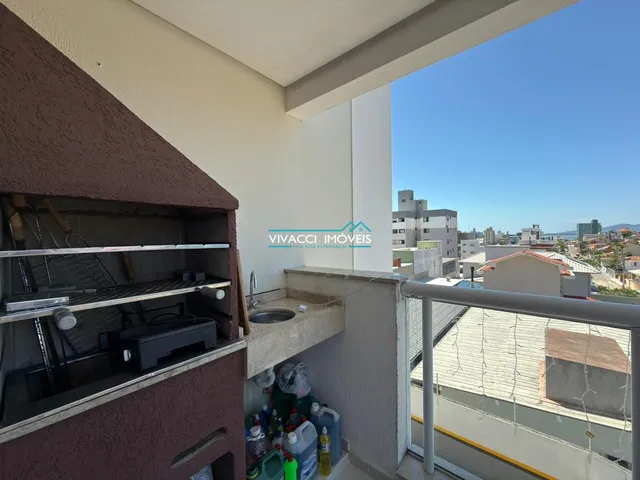 Imagem 2: Apartamento 2 Dormitórios com 1 Suite, em Coqueiros, Florianópolis, Sc