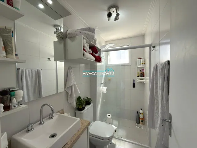 Imagem 10: Apartamento 2 Dormitórios com 1 Suite, em Coqueiros, Florianópolis, Sc