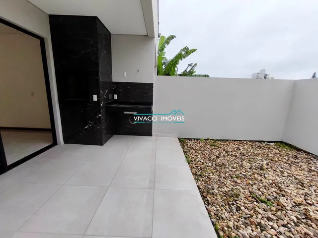 Imagem 5: Sobrado Geminado em Barreiros 3 D 1 Suíte 2 Sacadas