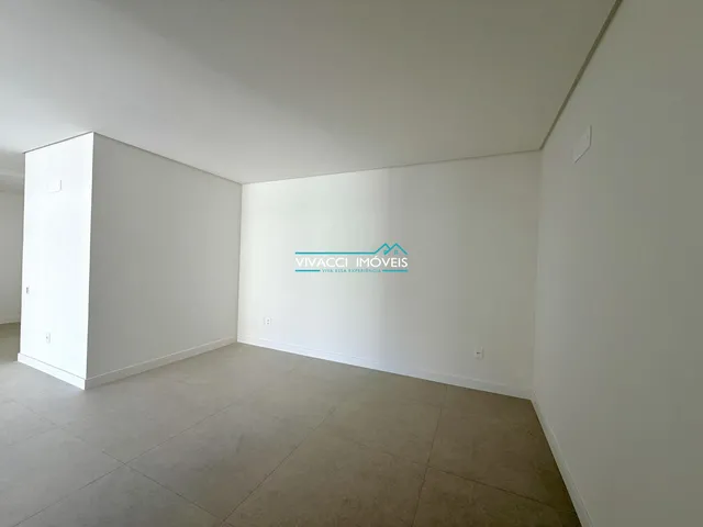 Imagem 14: Apartamento a Venda no Bairro Praia Comprida, 3 Dormitórios, Sendo 3 Suítes, 3 B