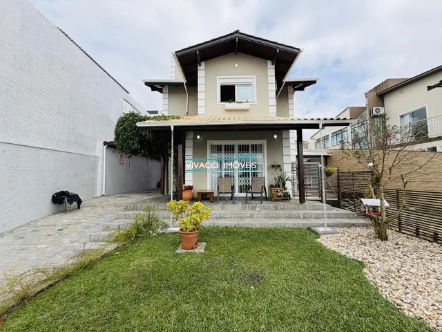 Imagem: Casa Ampla e Bem Localizado
