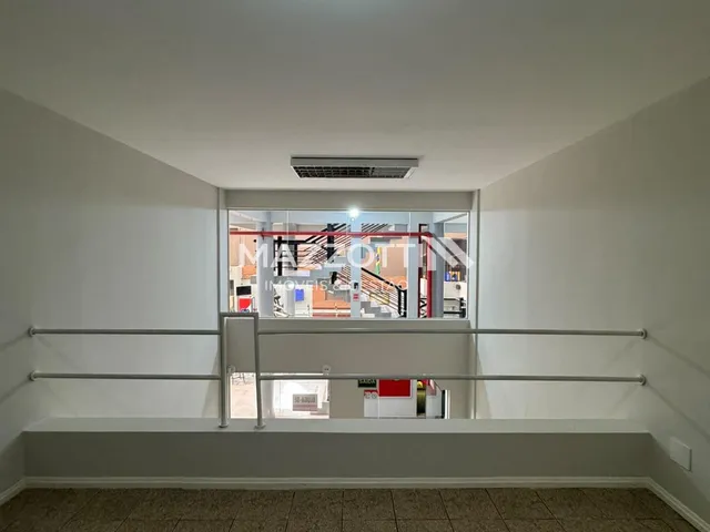 Imagem 3: Sala Comercial Terrea em Frente Cantina Amicci Shopping Medianeira Pr