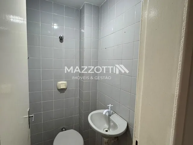 Imagem 2: Sala Comercial Terrea em Frente Cantina Amicci Shopping Medianeira Pr
