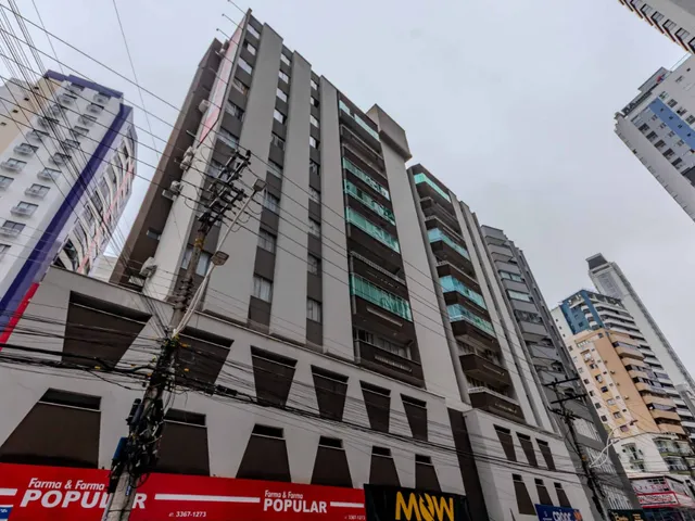 Imagem 10: Apartamento para Venda em Centro com 4 Quartos, Sendo 1 Suíte, 123M²