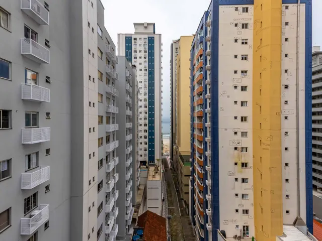 Imagem 13: Apartamento para Venda em Centro com 4 Quartos, Sendo 1 Suíte, 123M²