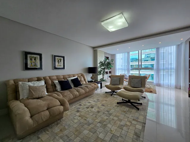 Imagem 10: Apartamento para Venda em Centro com 3 Quartos, Sendo 3 Suítes, 151M²