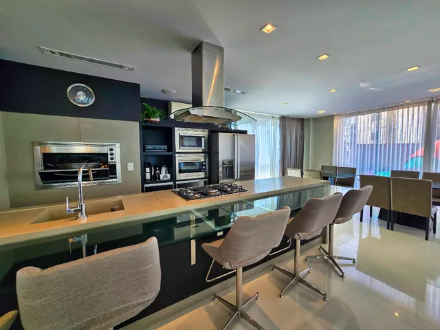 Imagem 15: Apartamento para Venda em Centro com 3 Quartos, Sendo 3 Suítes, 130,000M²