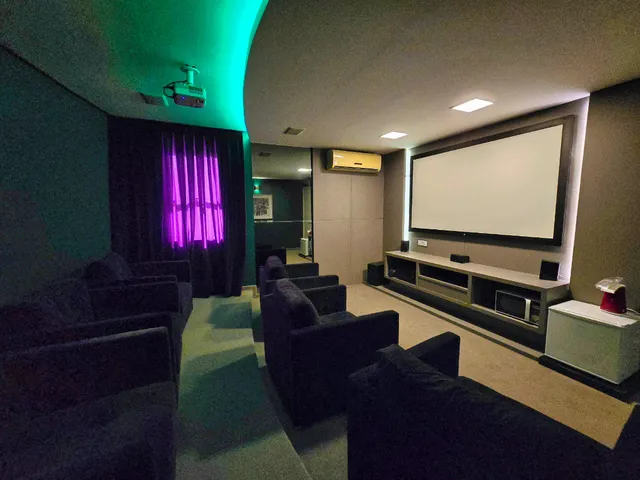 Imagem 2: Apartamento para Venda em Centro com 3 Quartos, Sendo 3 Suítes, 130,000M²