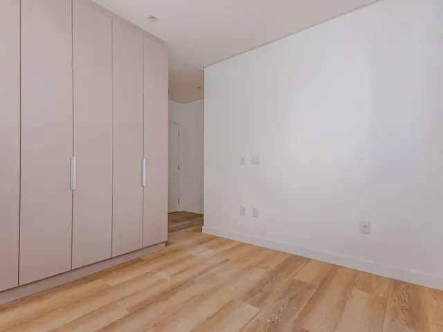 Imagem 13: Apartamento para Venda em Centro com 4 Quartos, Sendo 4 Suítes, 143M²