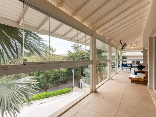 Imagem 5: Casa no Condomínio Colinas do Ermitage para Venda com 4 Quartos, Sendo 4 Suítes, 600M²