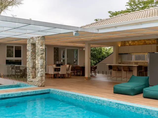 Imagem 9: Casa no Condomínio Colinas do Ermitage para Venda com 4 Quartos, Sendo 4 Suítes, 600M²