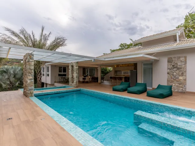 Imagem 15: Casa no Condomínio Colinas do Ermitage para Venda com 4 Quartos, Sendo 4 Suítes, 600M²