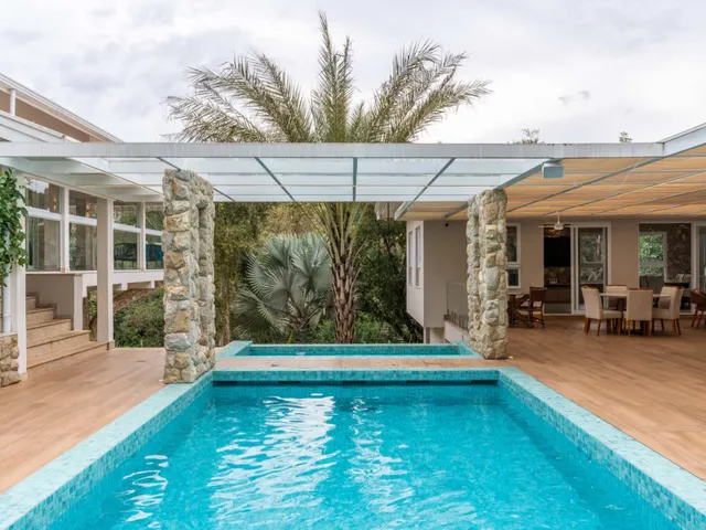 Imagem 12: Casa no Condomínio Colinas do Ermitage para Venda com 4 Quartos, Sendo 4 Suítes, 600M²