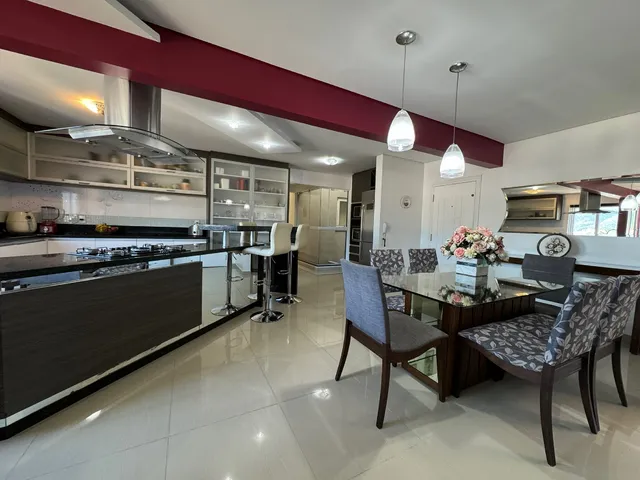 Imagem 4: Cobertura para Venda em Centro com 4 Quartos, Sendo 1 Suíte, 395M²