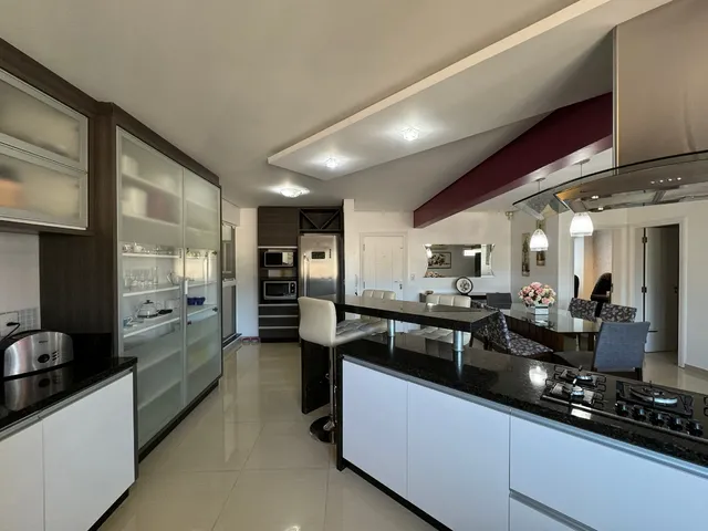 Imagem 14: Cobertura para Venda em Centro com 4 Quartos, Sendo 1 Suíte, 395M²