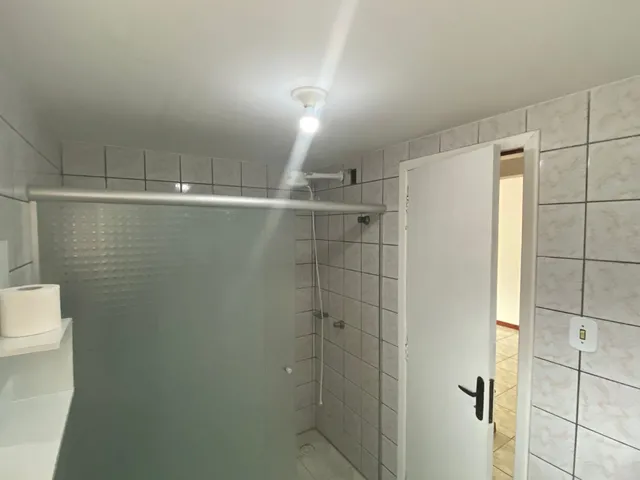 Imagem 2: Apartamento para Venda em Centro com 2 Quartos, 74M²