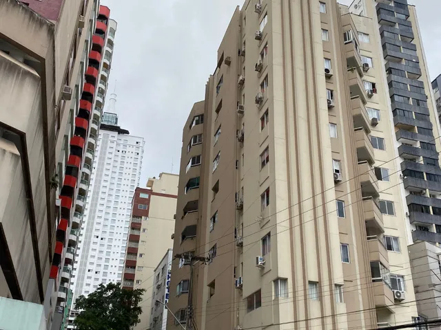 Imagem 12: Apartamento para Venda em Centro com 2 Quartos, 74M²