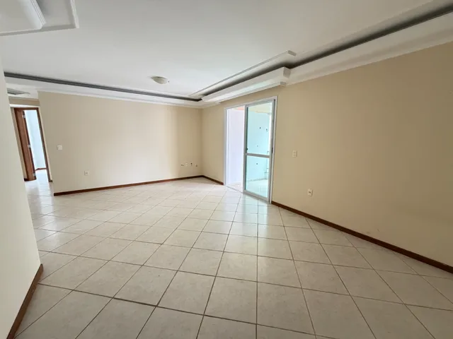Imagem 16: Apartamento para Venda em Centro com 3 Quartos, Sendo 1 Suíte, 115M²