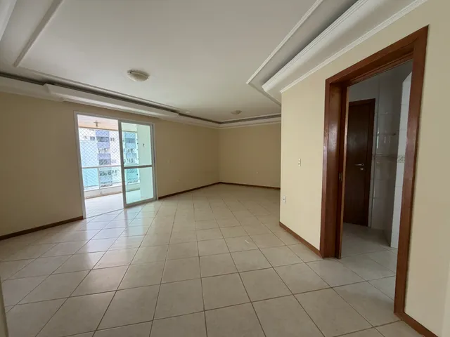 Imagem 6: Apartamento para Venda em Centro com 3 Quartos, Sendo 1 Suíte, 115M²