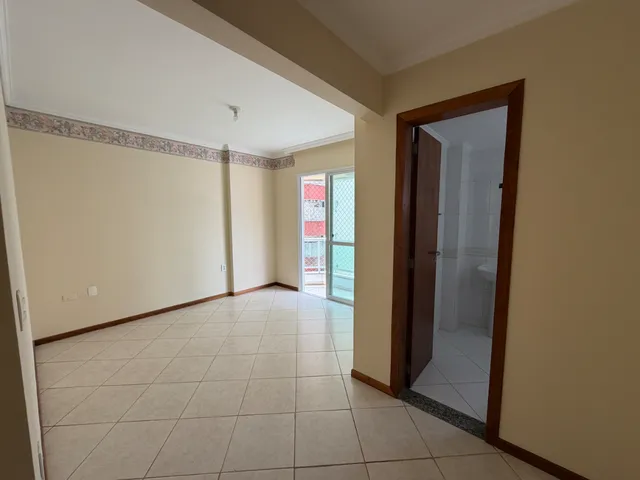 Imagem 10: Apartamento para Venda em Centro com 3 Quartos, Sendo 1 Suíte, 115M²