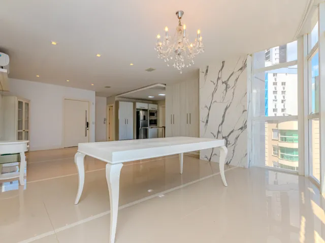 Imagem 15: Apartamento para Venda em Centro com 3 Quartos, Sendo 3 Suítes, 130M²