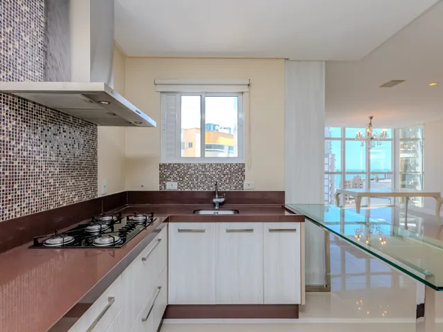 Imagem 11: Apartamento para Venda em Centro com 3 Quartos, Sendo 3 Suítes, 130M²