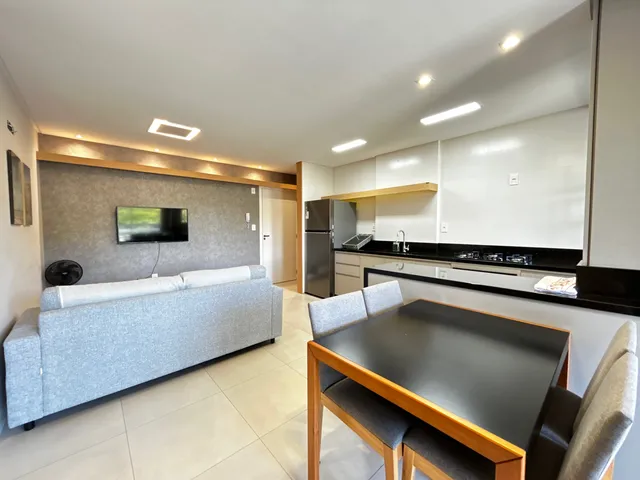 Imagem 2: Apartamento para Venda em Praia Brava de Itajaí com 2 Quartos, Sendo 1 Suíte, 64M²