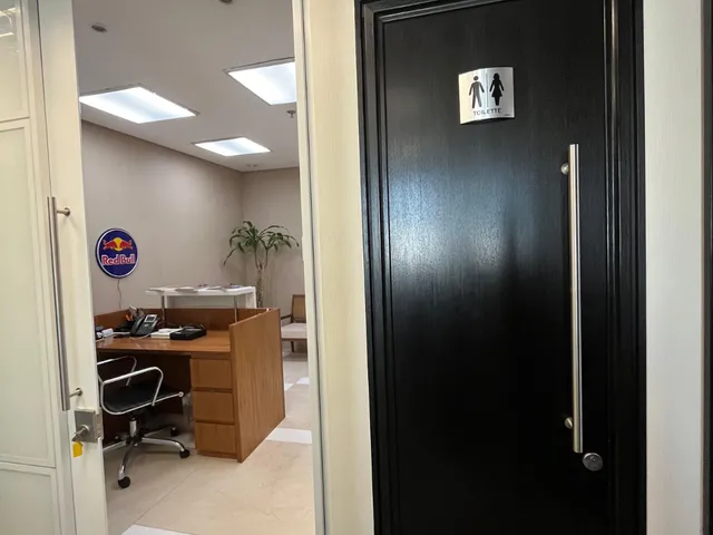Imagem 4: Conjunto Comercial para Venda em Jardim Caboré, 123M²