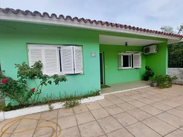 Imagem: Casa com 04 Dormitórios - 05Mín do Lago