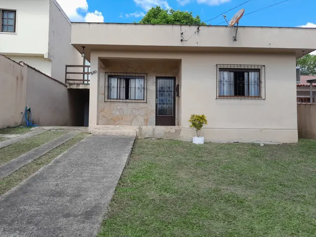 Imagem: Casa Ampla com Pátio no Bairro Aparecida