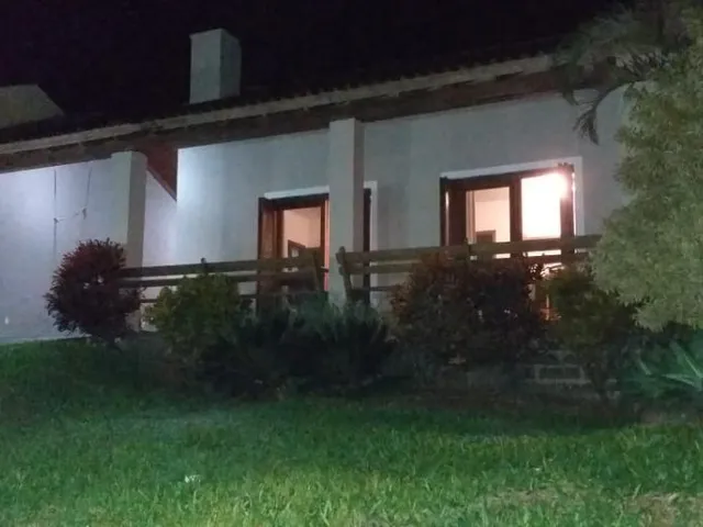 Imagem: Excelente Residência no Condomínio Cantegril