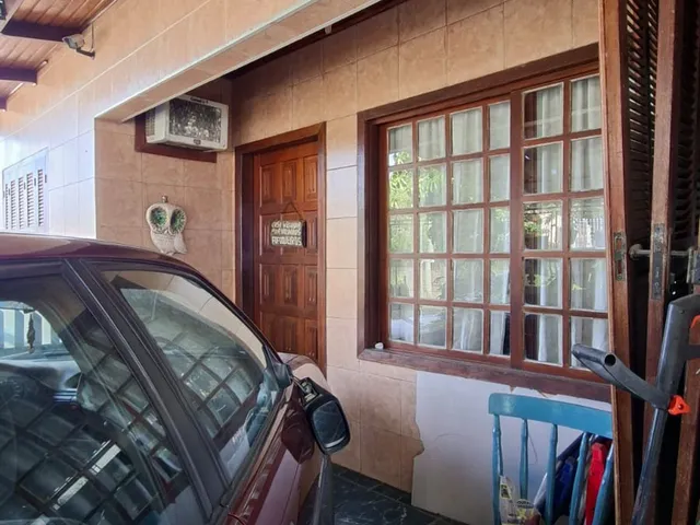 Imagem: Casa Ampla com 3 Dormitórios, a 2 Minutos