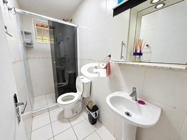 Imagem 4: Casa com 2 Quartos, Garagem, 42 M² Úteis e 87 M² Totais no santa Cândida - Curitiba