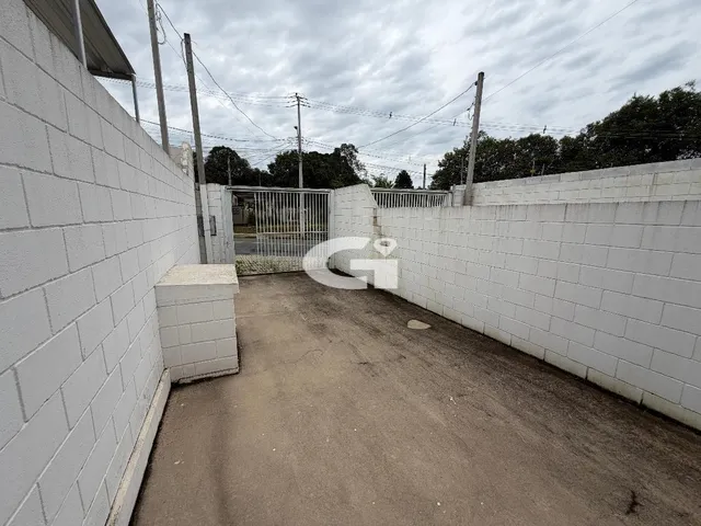 Imagem 15: Casa Sobreposta com 2 Quartos, Sacada com Churrasqueira e 2 Vagas no santa Cândida - Curitiba