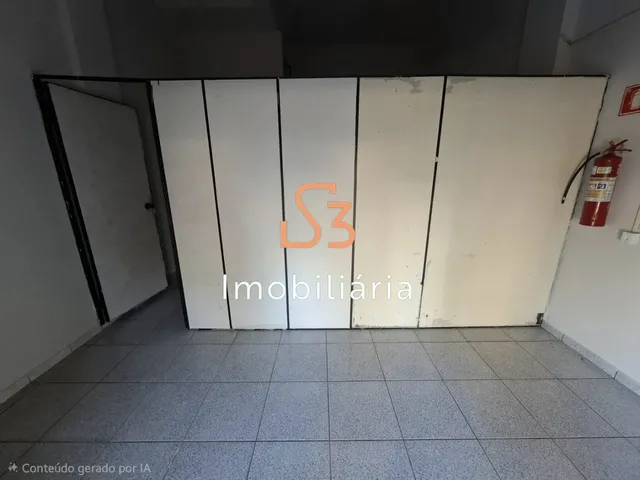 Imagem 3: Imperdível: Loja Comercial para Locação em Uberlândia-Mg, Bairro Jaraguá! 1 Sala, 1 Banheiro, 1 Vaga de Garagem, 30M²